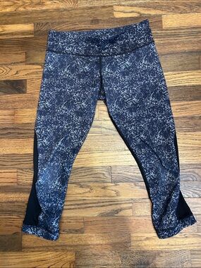 lululemon athletica Navy Patterned Capri Leggings